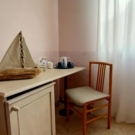 Camera Cala Croce A Bed and breakfast Lampedusa