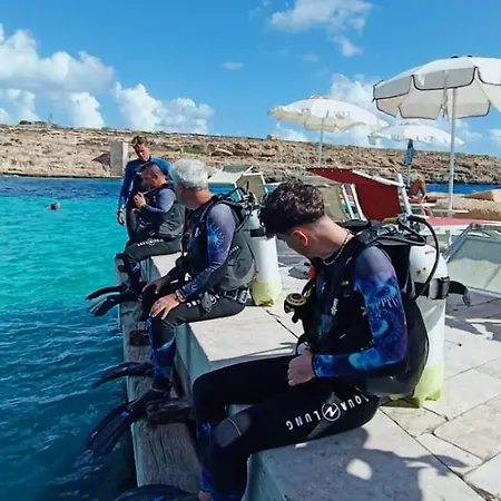 Camera Cala Croce A 3* Lampedusa